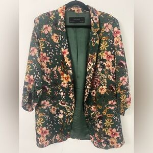 Size XL Gorgeous Zara Floral Satin Blazer